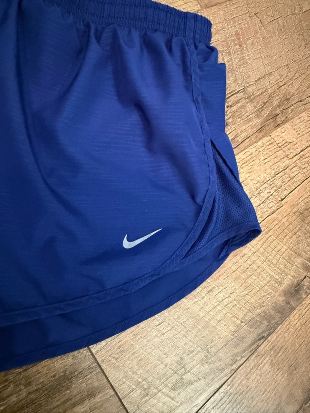 Nike Running Shorts - Picture 3 of 5